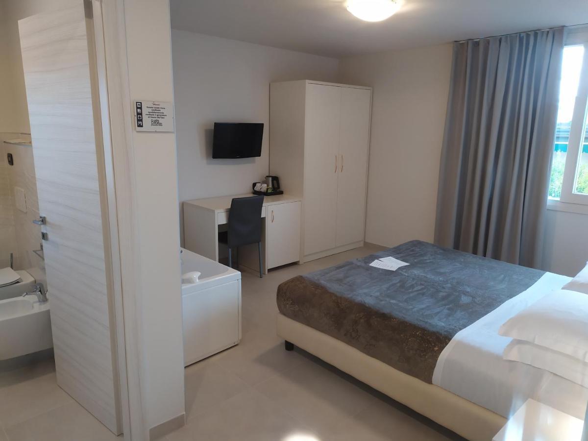 Double Room Spa Bath